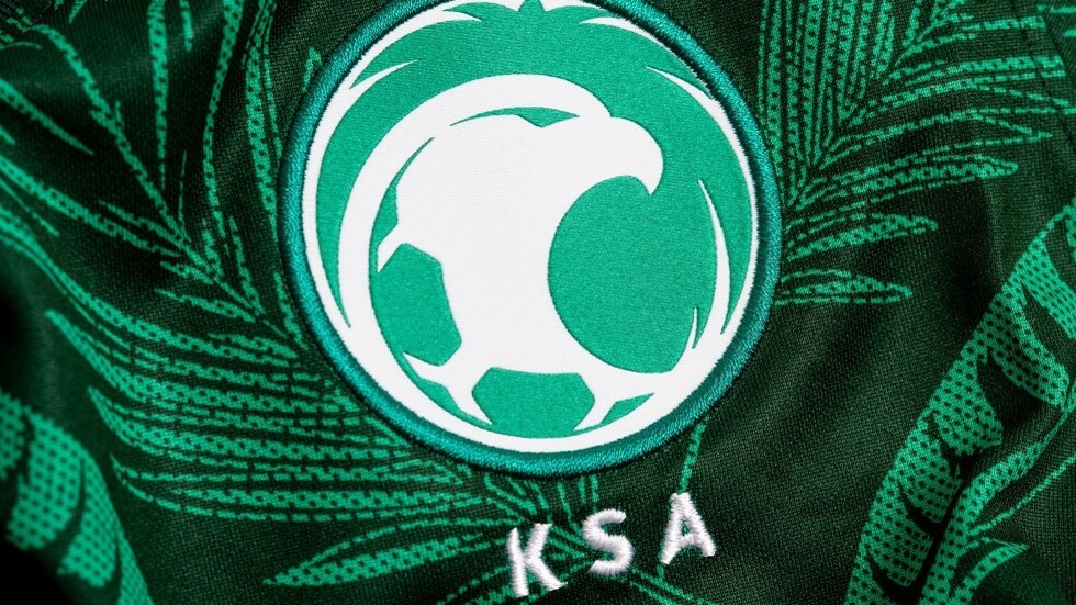 السعودية تواجه حاملة "الكأس الذهبية" استعدادا لمونديال قطر