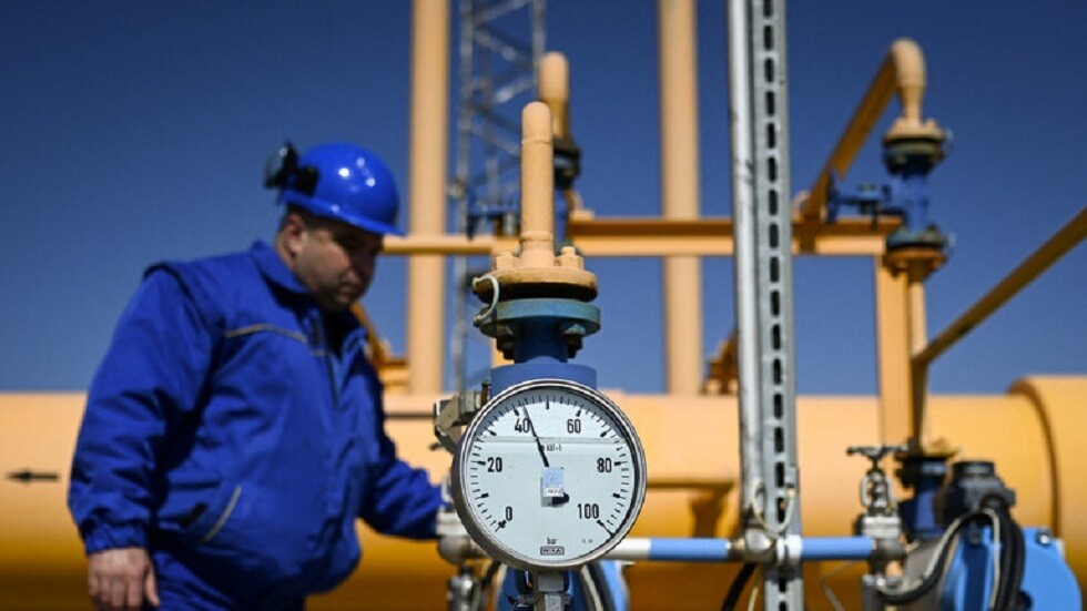 بولندا تعلن استعدادها للعيش بمعزل عن الغاز الروسي