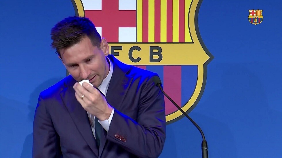 برشلونة يهنئ ميسي.. فيديو