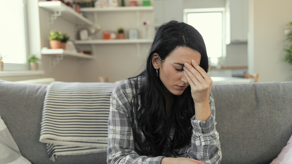 أعراض تظهر في العين والوجه قد تكون مرتبطة بشكل غير مباشر بـ