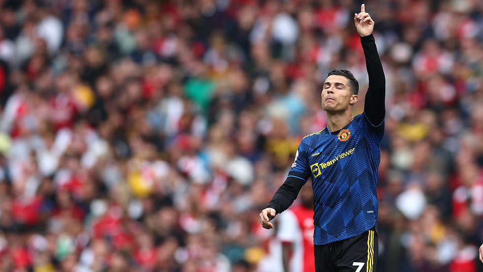 وسط أنباء رحيله عن مانشستر.. ريال مدريد يغازل رونالدو (فيديو)