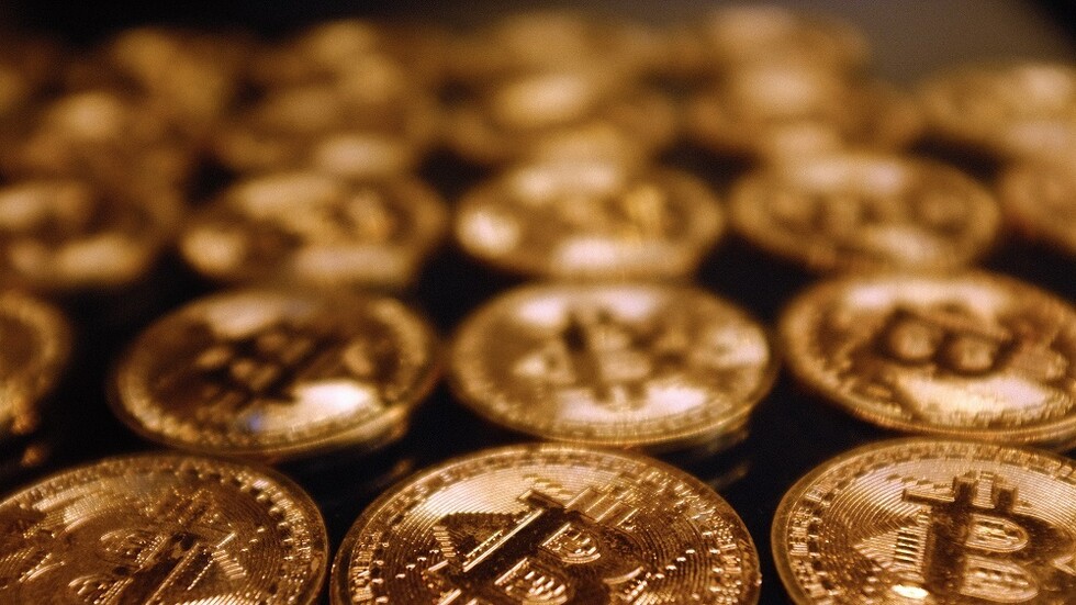 بيانات مليار صيني للبيع مقابل 10 بيتكوين