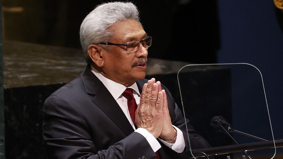 سنغافورة تعلق على استضافتها للرئيس السيريلانكي الهارب