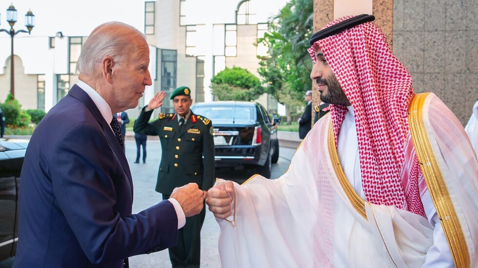 خطيبة جمال خاشقجي تعلق على مصافحة "القبضة" بين بايدن ومحمد بن سلمان والرئيس الأمريكي يرد