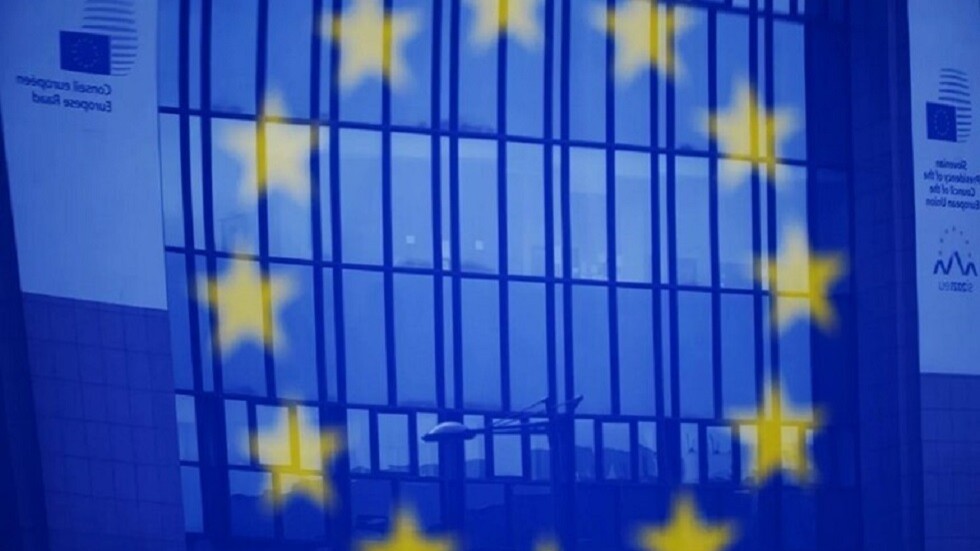 دخول حزمة العقوبات الأوروبية السابعة ضد روسيا حيز التنفيذ غدا