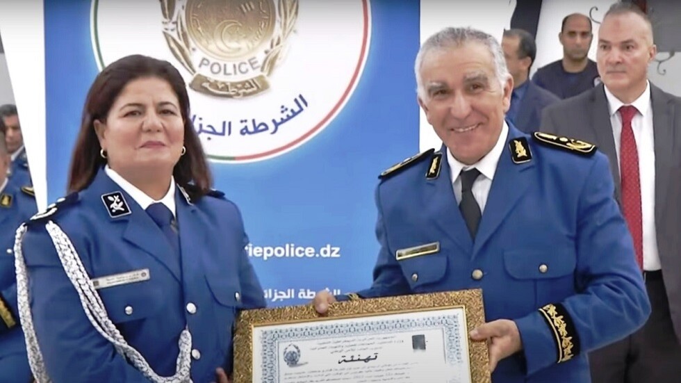 الجزائر.. تعيين أول امرأة في منصب رئيسة أمن ولاية (فيديو)