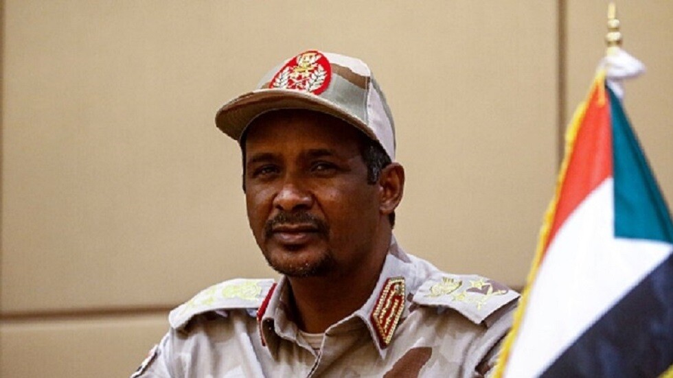 السودان.. حميدتي يعلن قرار الجيش ترك أمر الحكم للمدنيين
