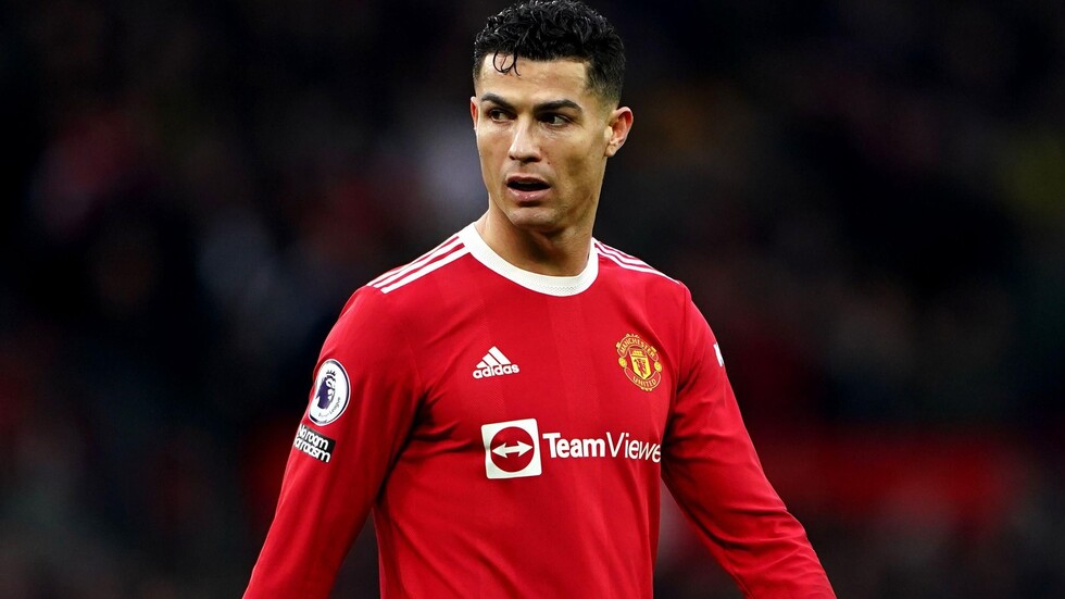 رونالدو يطلب تحديد سعره بعد تلقيه عرضا من ناد منافس