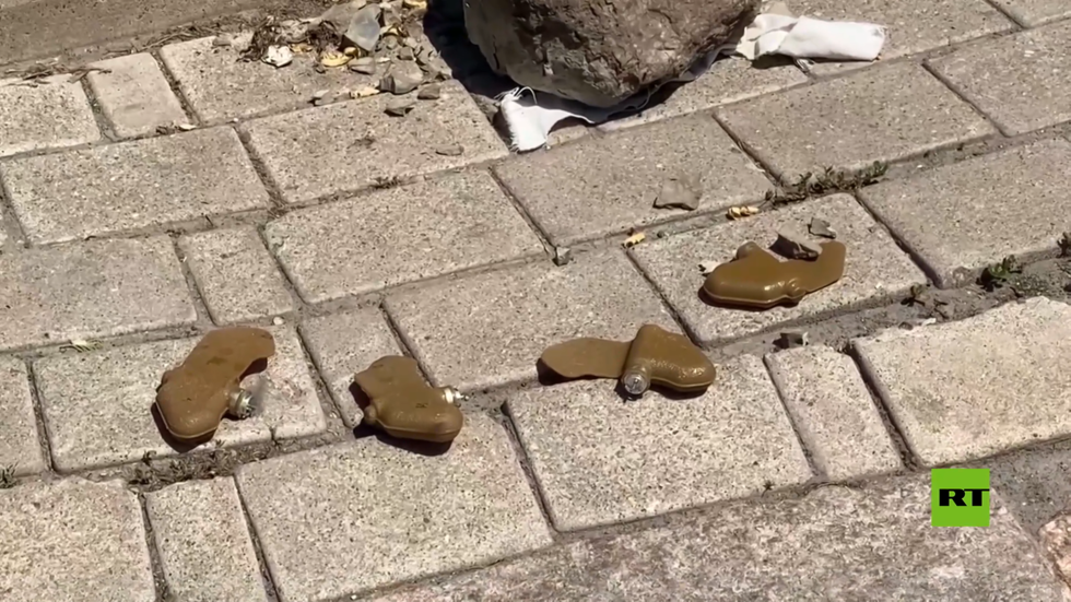 خبراء الألغام الروس يطهرون دونيتسك من 