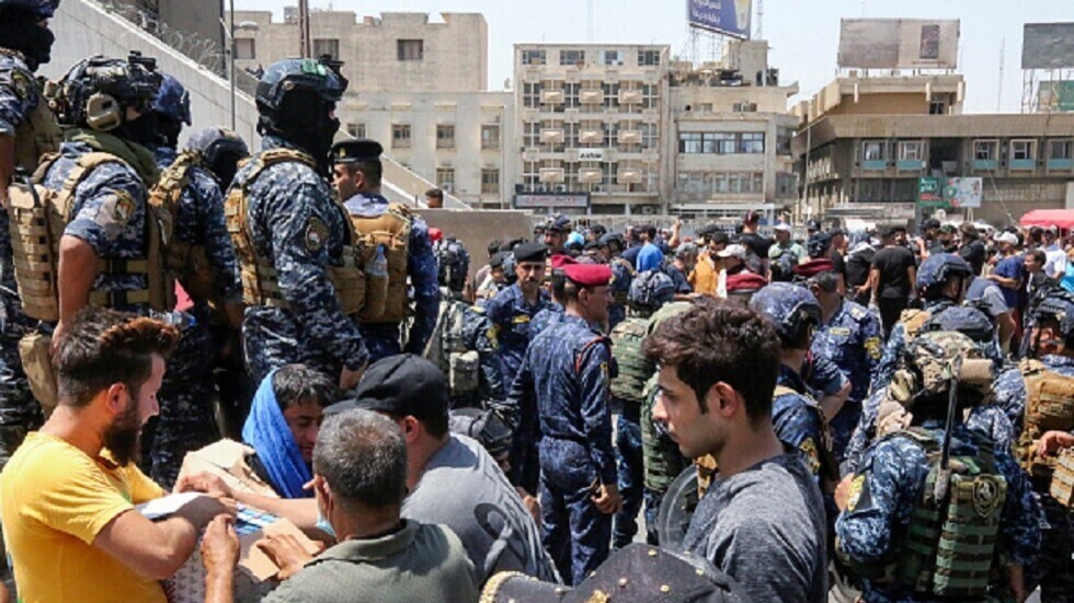 ماكرون يرد على تغريدة الكاظمي: قلقي شديد بشأن الوضع في العراق