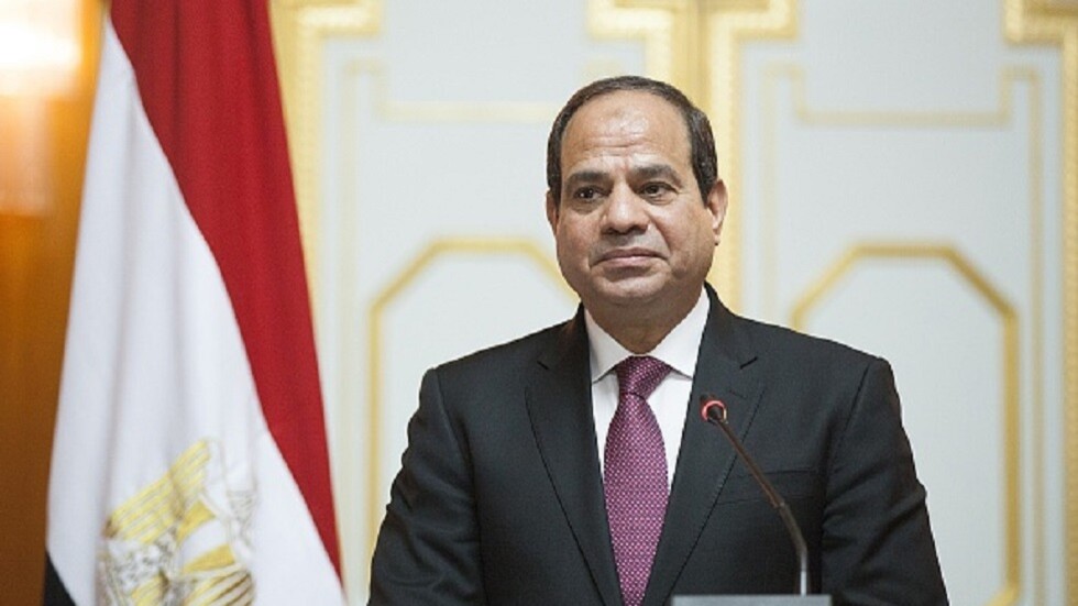 السيسي: المجموعة العربية تتواصل مع روسيا وأوكرانيا لتهدئة الأمور والعودة إلى مسار دبلوماسي