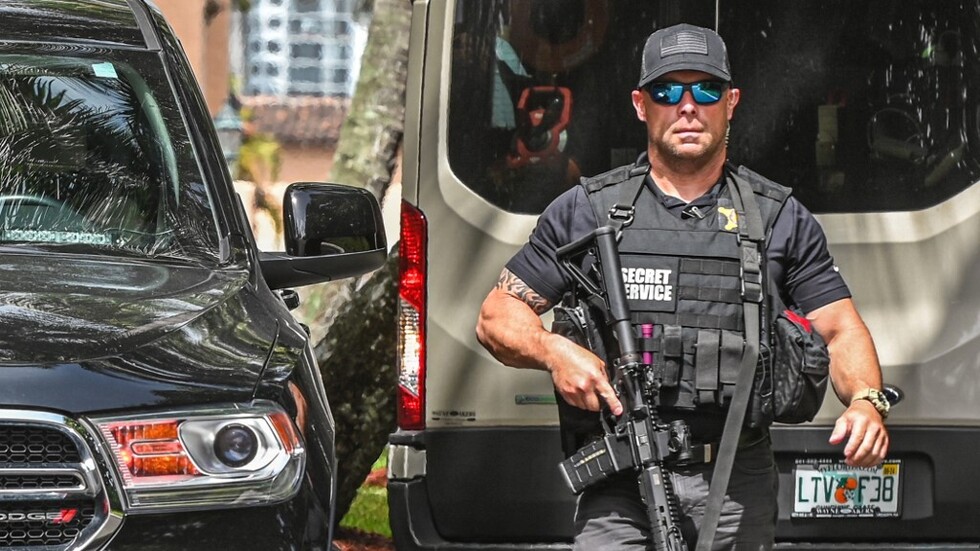 تقارير: تفتيش الـFBI لمنزل ترامب جاء بناء على معلومات من أحد المخبرين