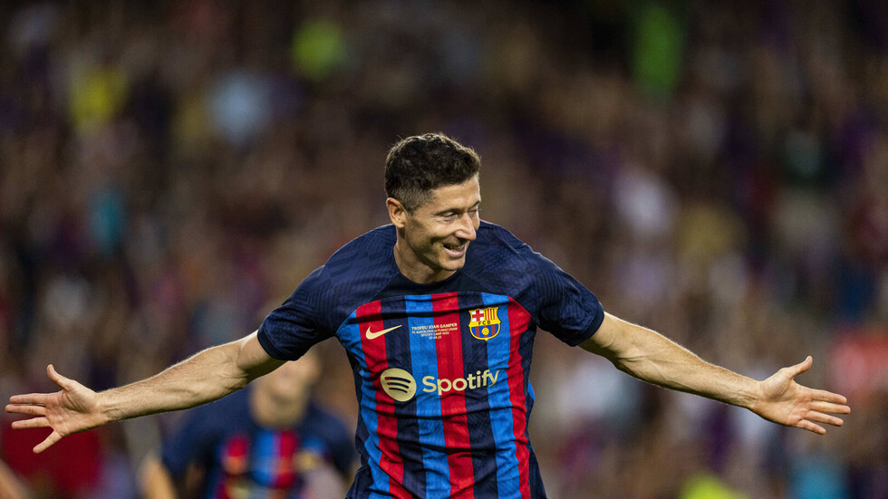 برشلونة يقيد 4 لاعبين جدد في "الليغا" ويواجه معضلة تسجيل لاعب خامس