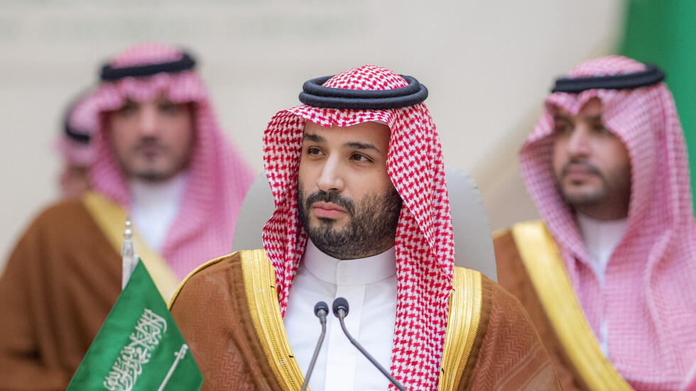 ولي العهد السعودي ورئيس وزراء باكستان يستعرضان سبل تعزيز العلاقات