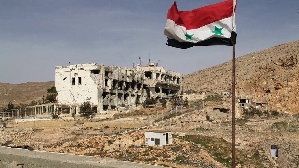 مركز المصالحة الروسي: المسلحون يفرضون الإتاوات على الطلاب في مناطق سيطرتهم