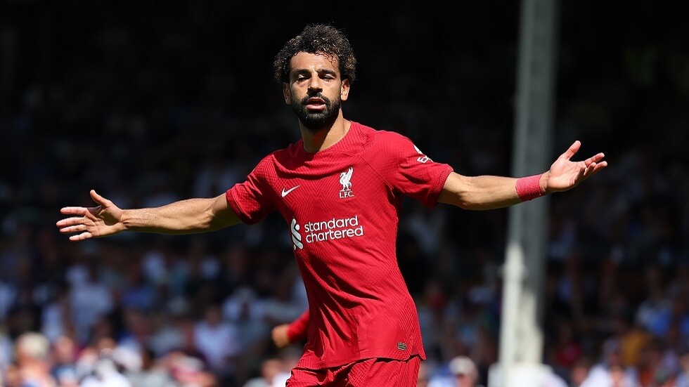 محمد صلاح يكشف عن إنجازه المفضل.. ولاعب تمنى مجاورته داخل الملعب