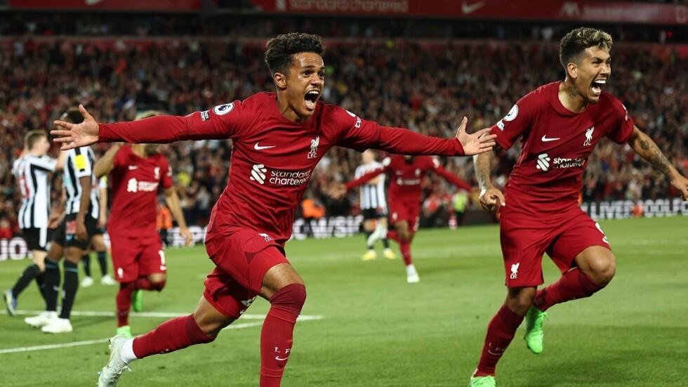 ليفربول يتغنى بالهدف 
