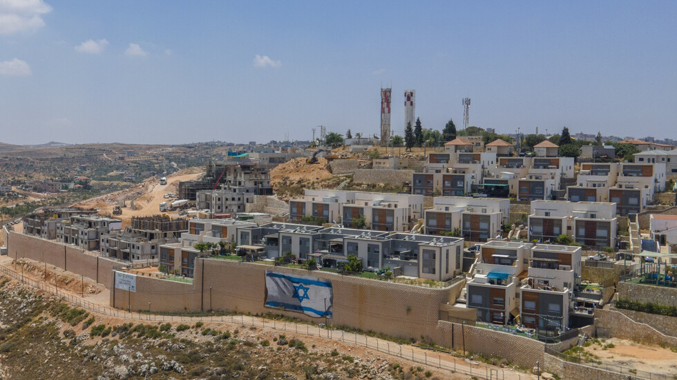 السلطات الإسرائيلية تقدم خططا لبناء مستوطنة جديدة في القدس الشرقية