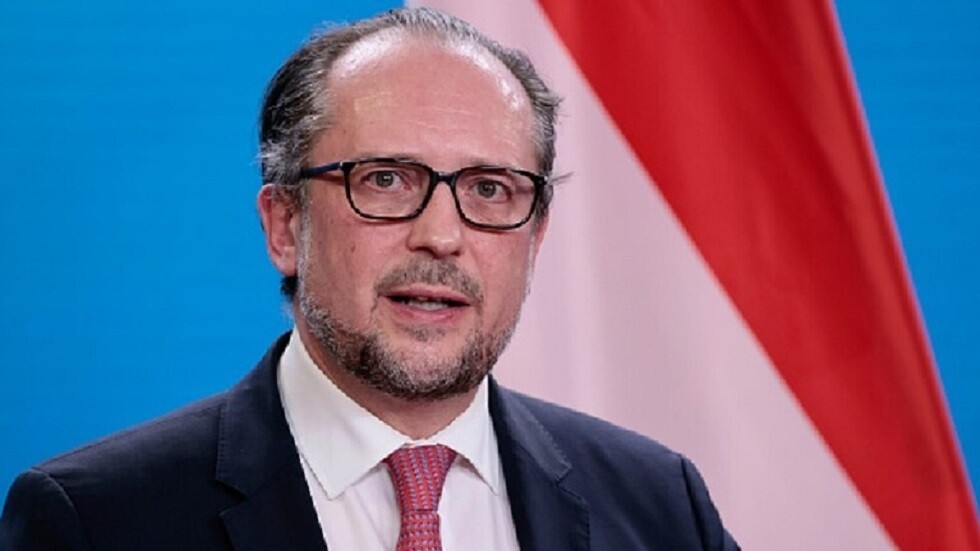 وزير خارجية النمسا لا يستبعد احتمال رفع تدريجي للعقوبات عن روسيا