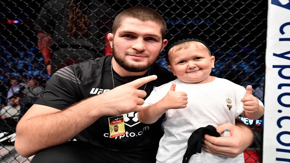 "حسبيك" يوقع عقدا مع UFC