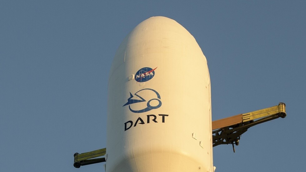 مسبار Dart يصطدم بكويكب في أول اختبار دفاع أرضي