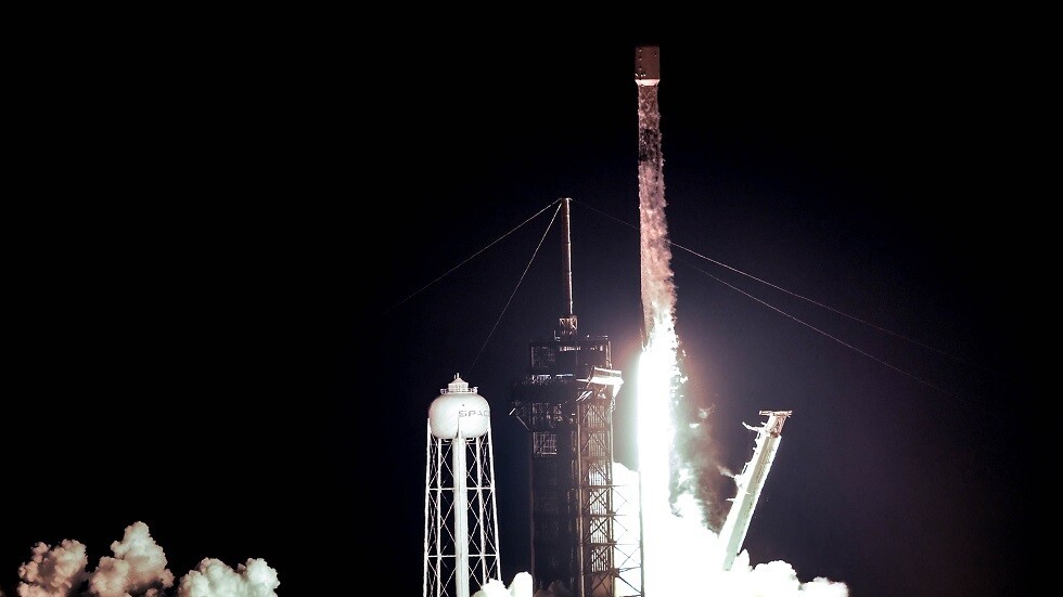 "سبيس إكس" تعزز منظومة Starlink بـدفعة جديدة من الأقمار الصناعية