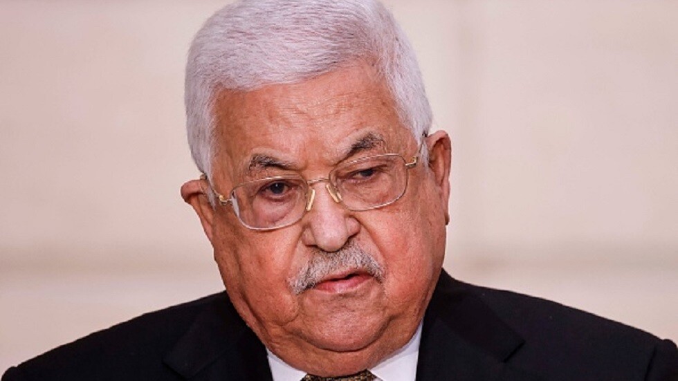 عباس يهنئ وزير الدفاع الإسرائيلي بعيد رأس السنة العبرية