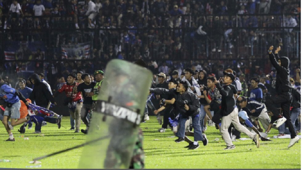 دقيقة صمت قبل المباريات الأوروبية حدادا على ضحايا كارثة التدافع في إندونيسيا