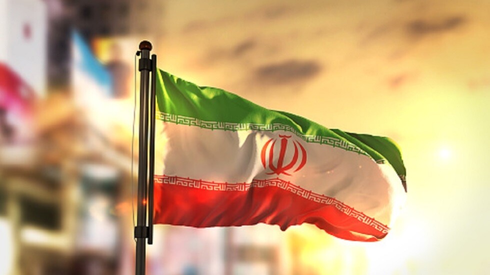إیران.. قلق وجدل بعد انتشار فيديو لرجل تمت تصفيته داخل سيارته بمحافظة كردستان