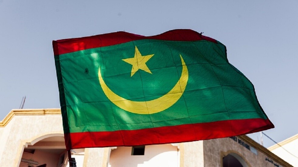 غرق سفينة أبحاث موريتانية بميناء نواذيبو