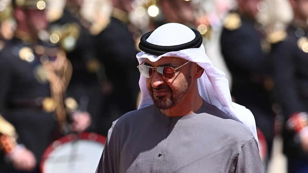 رئيس الإمارات يزور روسيا غدا ويلتقي بوتين