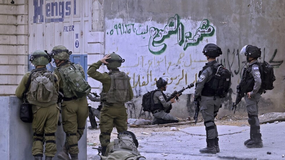 مقتل فلسطينيين وإصابة 6 برصاص الجيش الإسرائيلي في مخيم جنين