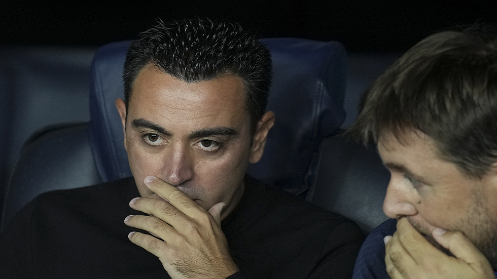 أول تعليق لتشافي بعد سقوط برشلونة أمام ريال مدريد