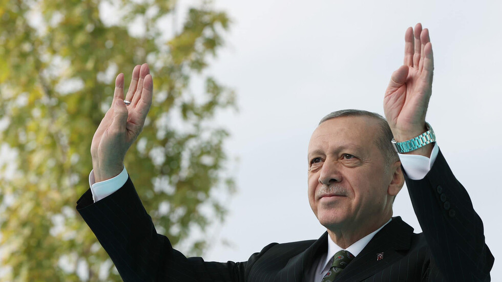 ممثل أردوغان: تركيا تلقت ضمانات أمريكية حول تصدير المنتجات الروسية إلى الأسواق 