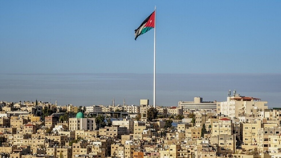الأردن يدعو مواطنيه في أوكرانيا للمغادرة فورا