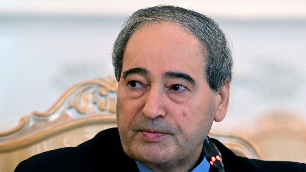 المقداد: التعاون الروسي كان عاملا مساعدا لعودة عدد كبير من المهجرين واللاجئين