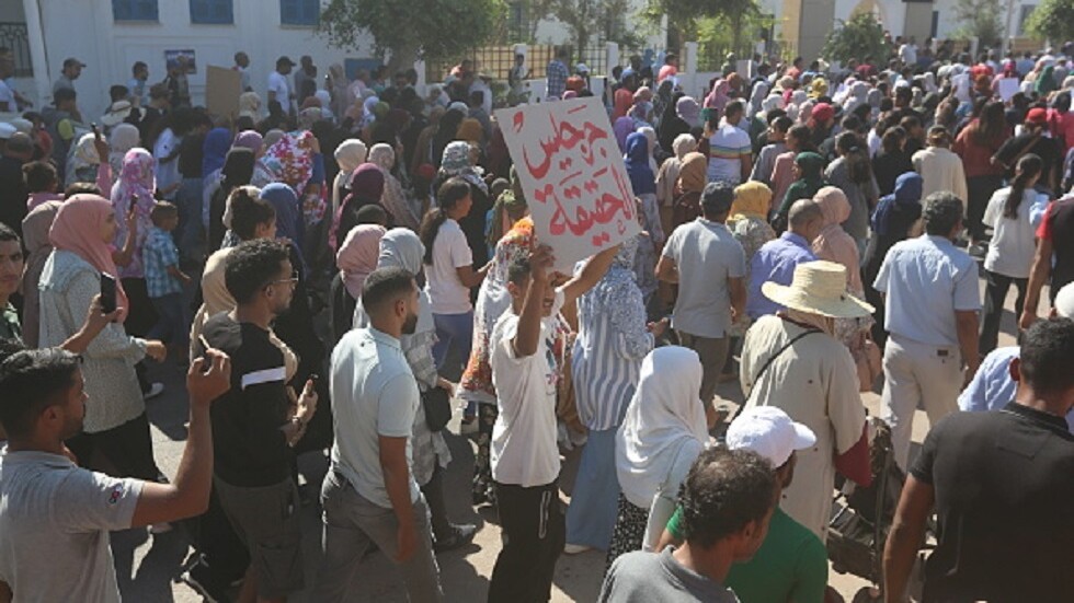 تونس.. القضاء يأذن بغلق مقبرة "حديقة إفريقيا" وإعادة فتح عدد من القبور