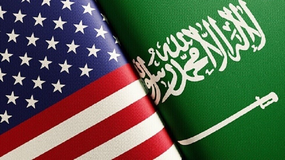 سيناتور أمريكي يدعو إلى عدم إنفاق الأموال على السعودية