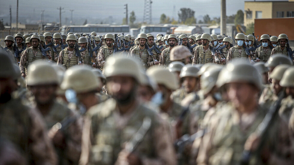 إيران.. مقتل "كادرين" بالحرس الثوري في إطلاق نار جنوب شرقي البلاد