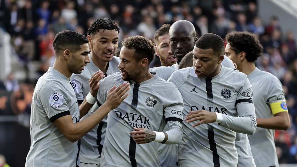 الدوري الفرنسي.. سان جيرمان يهزم لوريان ويحلق بالصدارة
