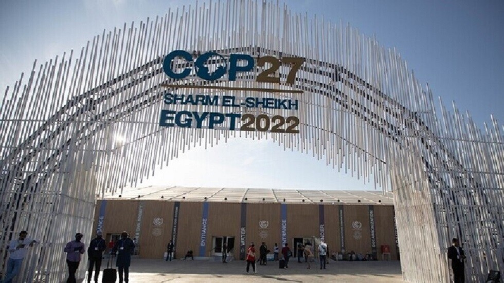 خبير  لـRT: قمة المناخ في مصر لبحث مستقبل الحياة على كوكب الأرض وليس للتعويضات