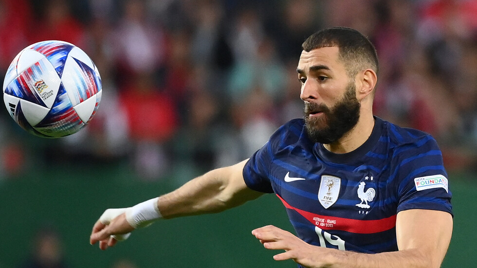الكشف عن موقف بنزيما من الانضمام لقائمة فرنسا لكأس العالم