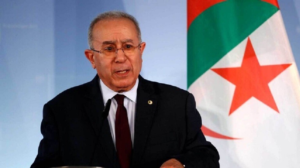 الخارجية الجزائرية: لعمامرة يشارك في مؤتمر باريس للسلام ممثلا للرئيس عبد المجيد تبون