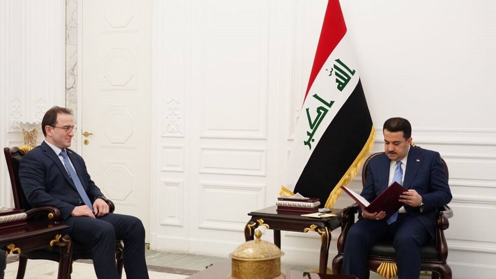 العراق.. رئيس الوزراء يستقبل السفير الروسي لدى بغداد ويؤكد أهمية العلاقات بين البلدين