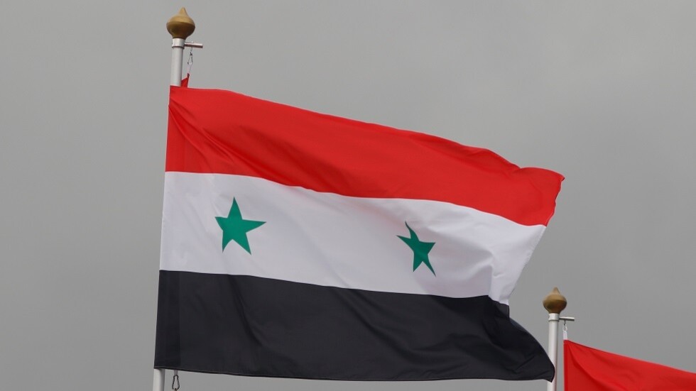 مركز المصالحة الروسي يسجل 10 حالات قصف في إدلب غرب سوريا