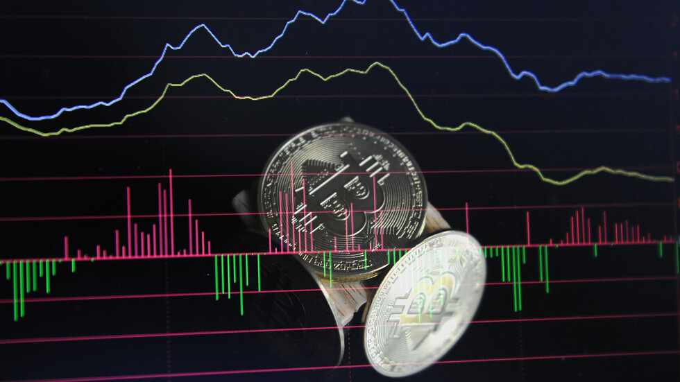 بعد إفلاس FTX الكبير.. "بلومبرغ" تحذر من إفلاس جديد