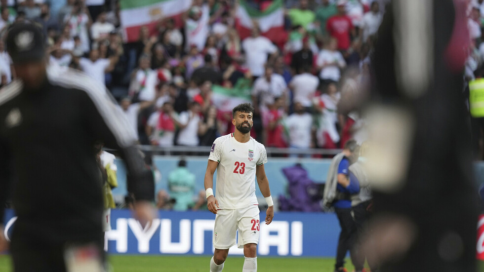 رئيس الوزراء العراقي يهنئ إيران بفوز منتخبها على نظيره الويلزي في تصفيات كأس العالم