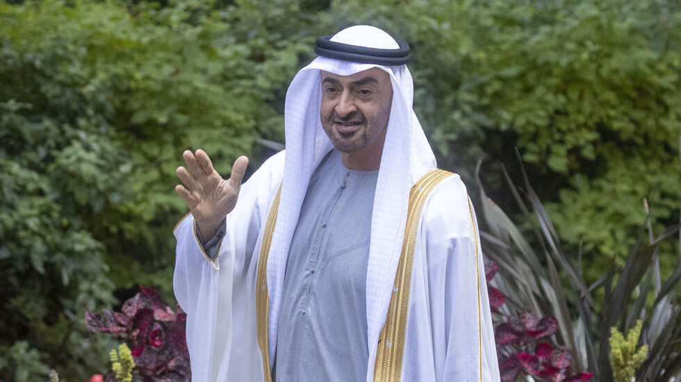 بمناسبة اليوم الوطني الـ51.. بن زايد يتحدث عن إنجاز فريد بكل المقاييس للاقتصاد الإماراتي