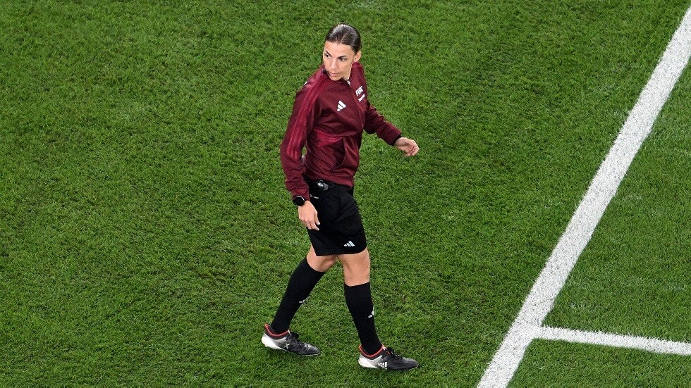 الفرنسية ستيفاني فرابارت تدخل تاريخ كأس العالم