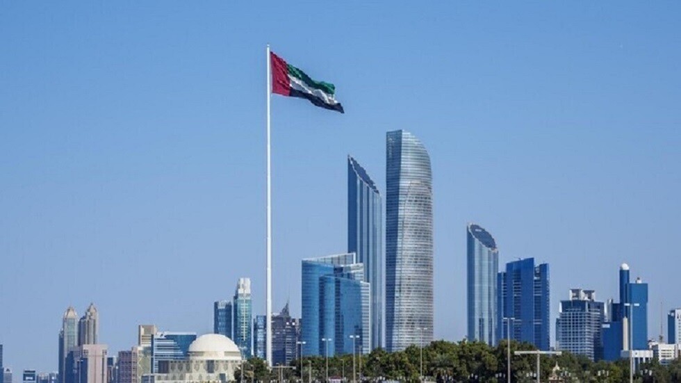 رئيس الإمارات يستقبل وزير الدفاع في حكومة طالبان الأفغانية